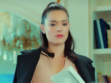 Yildiz chantajea a Zehra con revelar su secreto: “Convence a tu hermano para que vuelva a casa” Yildiz chantajea a Zehra con revelar su secreto: “Convence a tu hermano para que vuelva a casa”