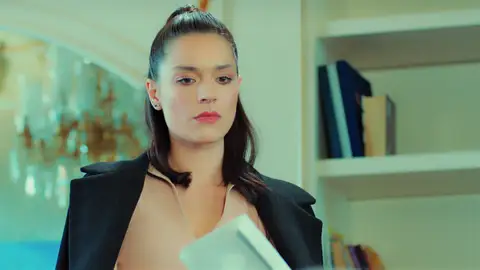 Yildiz chantajea a Zehra con revelar su secreto: “Convence a tu hermano para que vuelva a casa” Yildiz chantajea a Zehra con revelar su secreto: “Convence a tu hermano para que vuelva a casa”