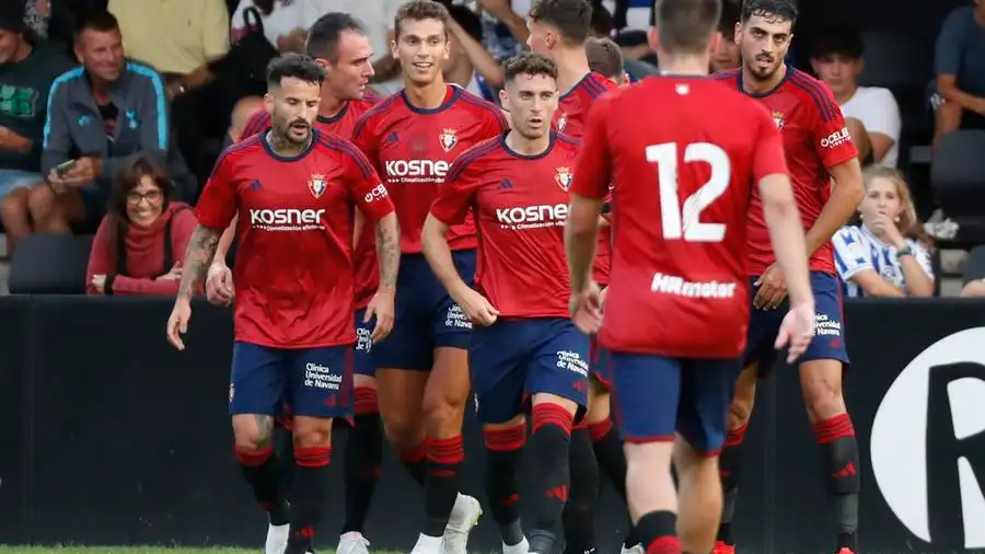 Osasuna, en un partido con la Real Sociedad Osasuna, en un partido con la Real Sociedad