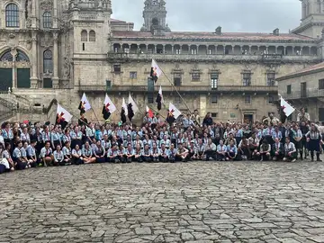 Jóvenes feligreses en Santiago de Compostela Jóvenes feligreses en Santiago de Compostela