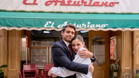 Emoción y muchas lágrimas: las imágenes exclusivas de la despedida de los actores de ‘Amar es para siempre’ Emoción y muchas lágrimas: las imágenes exclusivas de la despedida de los actores de ‘Amar es para siempre’