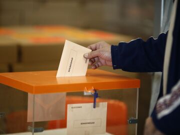 El PSOE solicitar&aacute; a la Junta Electoral Central que revise los 30.000 votos nulos de Madrid en el 23J