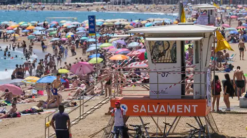 Imagen de archivo de una de las huelgas convocadas de socorristas en Barcelona Imagen de archivo de una de las huelgas convocadas de socorristas en Barcelona