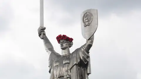 Monumento de la Madre Patria en Kiev
