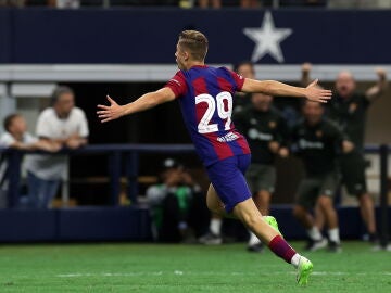 Fermín López celebra su gol ante el Real Madrid