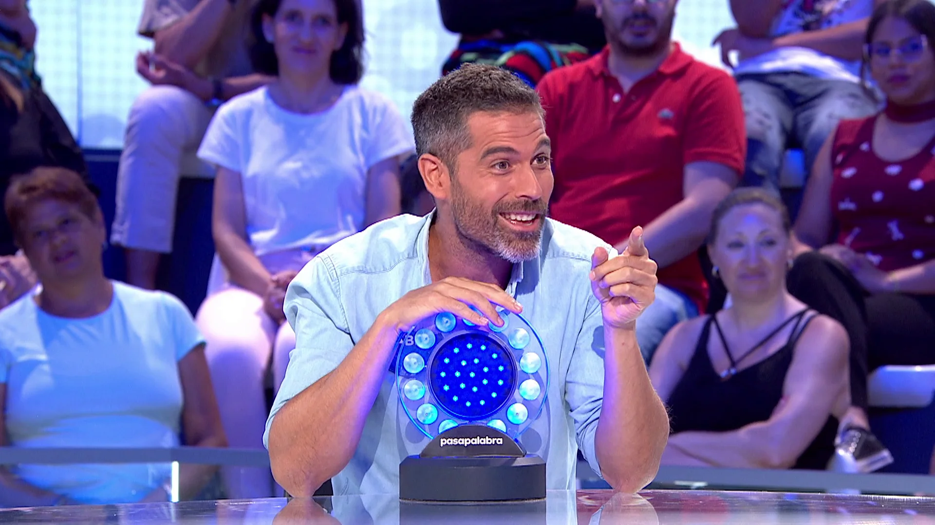 Pablo Ojeda se destapa como invitado revelaci&oacute;n en &lsquo;La Pista&rsquo;: &ldquo;&iexcl;Madre m&iacute;a!&rdquo;