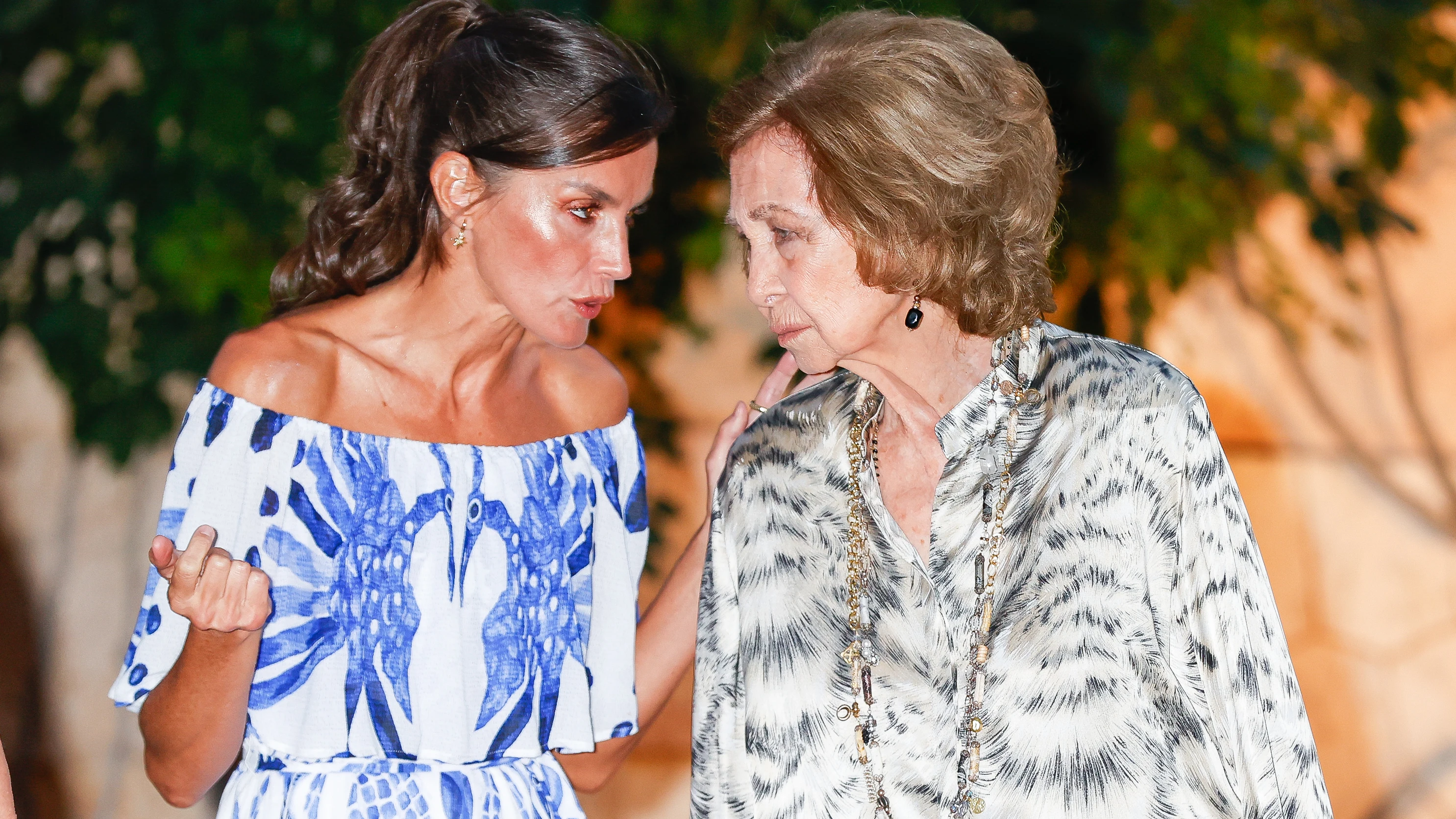 La reina Letizia y doña Sofía La reina Letizia y doña Sofía