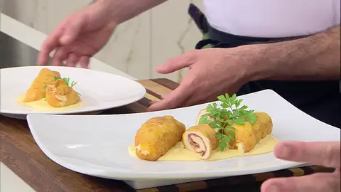 Rollitos de pollo cachopo con salsa de queso cheddar, la receta exquisita de Joseba Arguiñano Rollitos de pollo cachopo con salsa de queso cheddar, la receta exquisita de Joseba Arguiñano