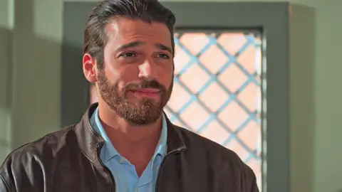 ¡Tenso encuentro! Francesco y Raniero se ven por primera vez ¡Tenso encuentro! Francesco y Raniero se ven por primera vez