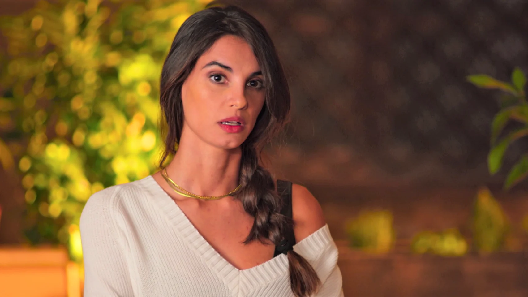 Violeta le cuenta a Demir sus sospechas: &ldquo;Farah te oculta algo&rdquo;