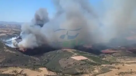 Incendio de Portugar en la frontera con Zamora Incendio de Portugar en la frontera con Zamora