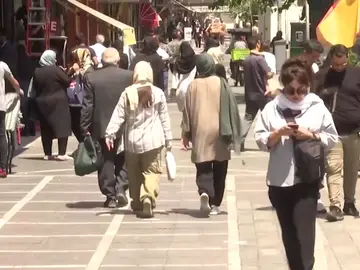 Mujeres con o sin velo en Irán Mujeres con o sin velo en Irán