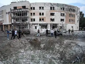 Un hotel atacado en Zaporiyia Un hotel atacado en Zaporiyia