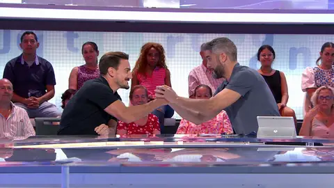 Roberto Leal flipa con el oro de Damián Quintero en los Juegos Europeos: “¿Cuántas tienes en total?” Roberto Leal flipa con el oro de Damián Quintero en los Juegos Europeos: “¿Cuántas tienes en total?”