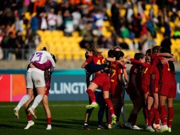 Selecci&oacute;n Espa&ntilde;ola Femenina de f&uacute;tbol