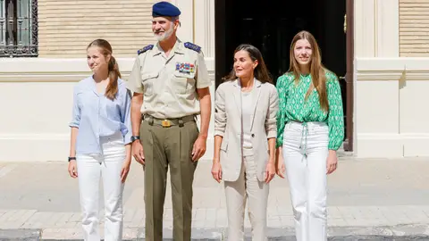La Familia Real llega a Zaragoza La Familia Real llega a Zaragoza
