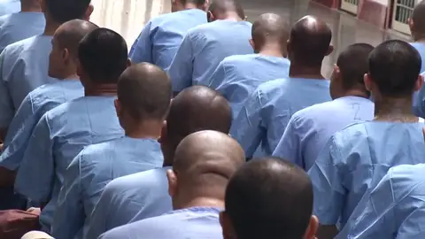 Interior de una cárcel tailandesa Interior de una cárcel tailandesa