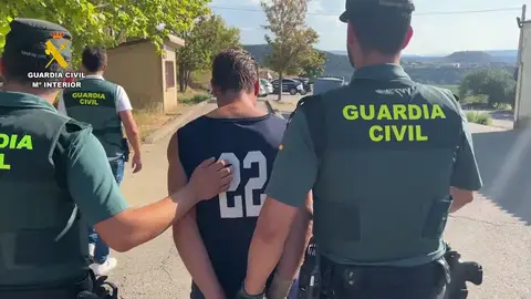 La víctima del crimen de Cuzcurrita conocía a uno de sus asesinos: "Han quitado una vida por 600 euros" La víctima del crimen de Cuzcurrita conocía a uno de sus asesinos: "Han quitado una vida por 600 euros"