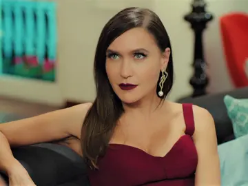 Avance del próximo capítulo de ‘Pecado Original’: Ender contrata a una mujer para que le informe de todo lo que ocurre en la mansión Argun Avance del próximo capítulo de ‘Pecado Original’: Ender contrata a una mujer para que le informe de todo lo que ocurre en la mansión Argun