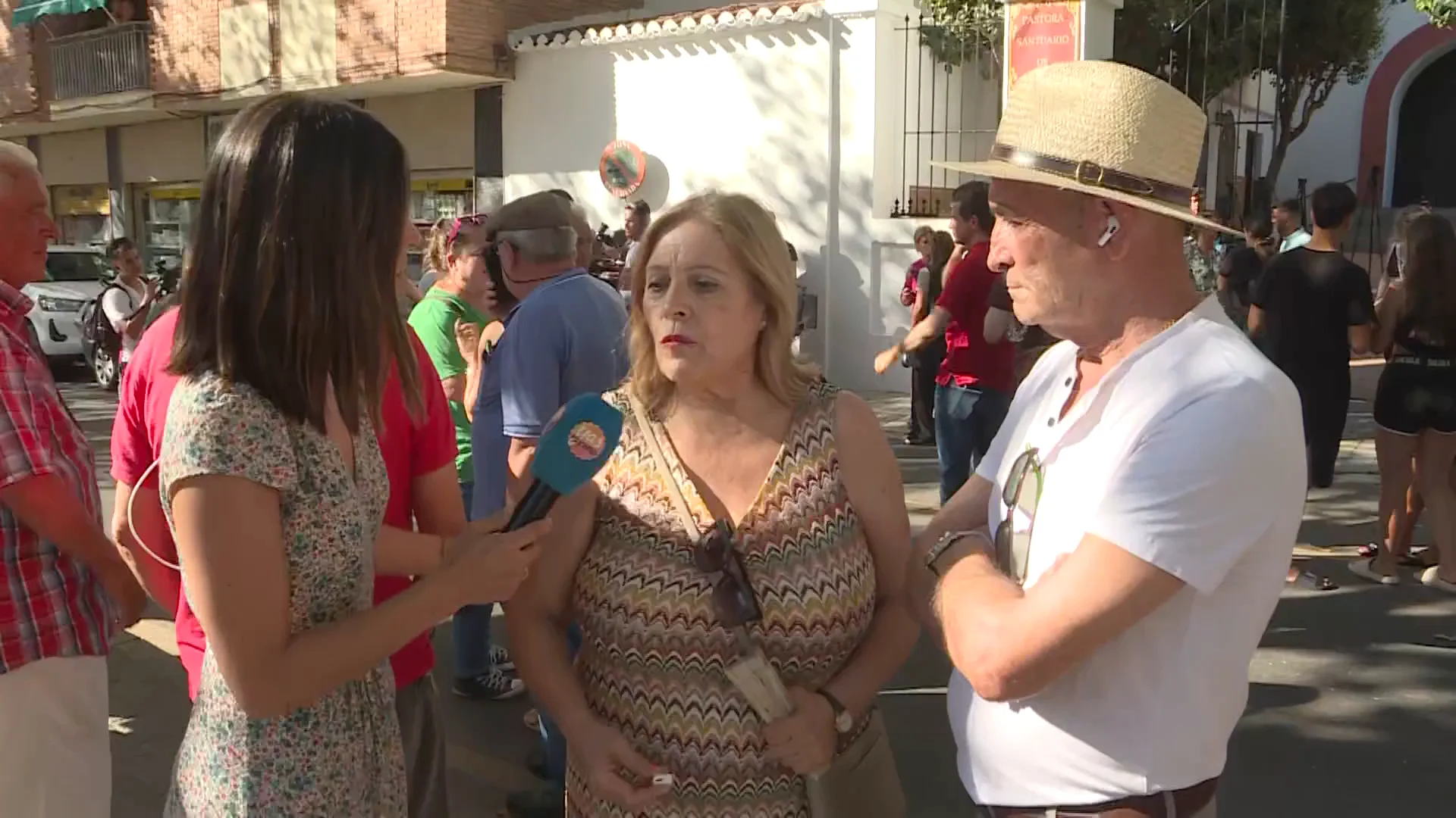 Concentraci&oacute;n a favor de Luis Rubiales en Motril: "Siento asco por lo que le han hecho"