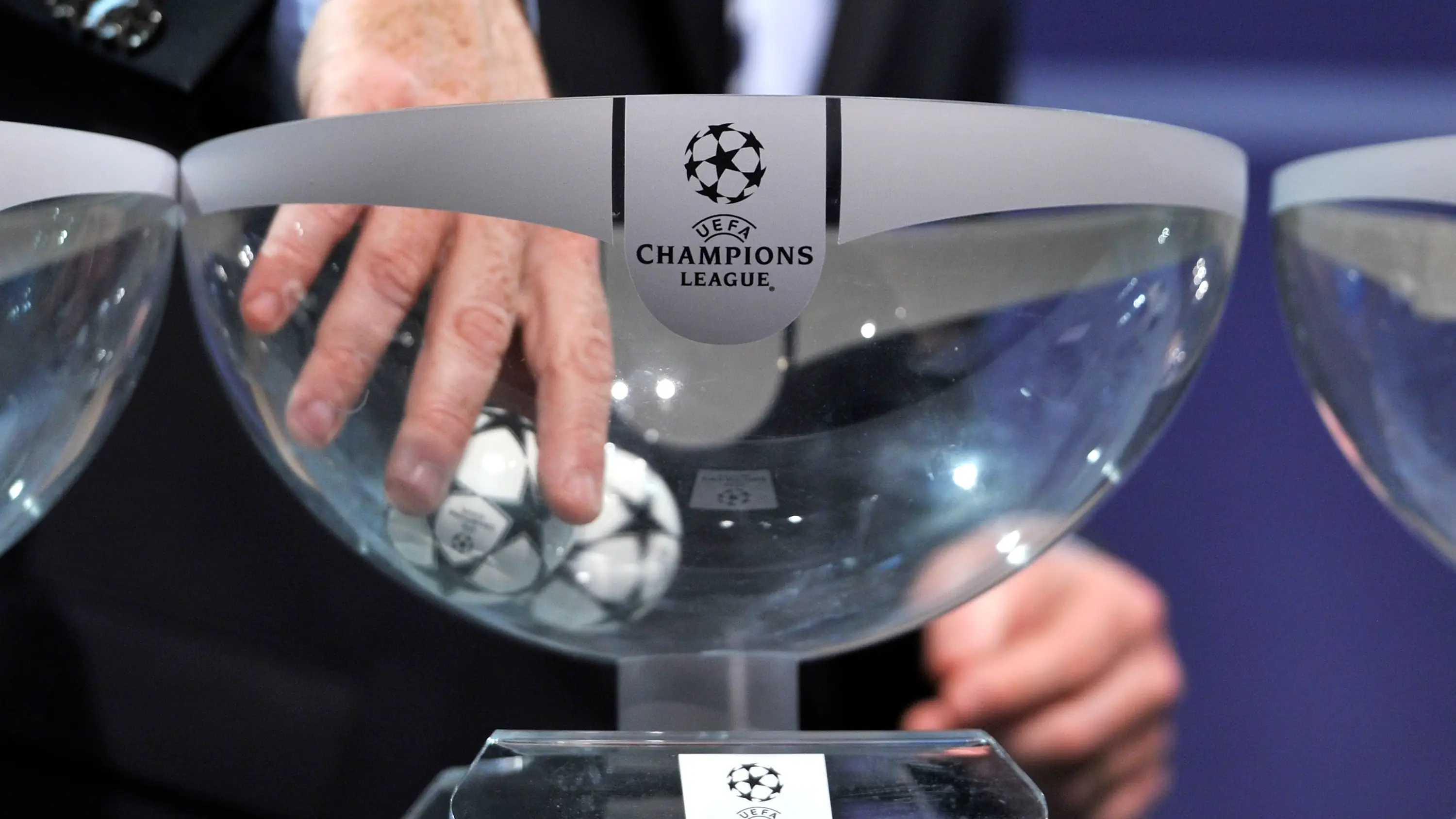 Bombo del sorteo de Champions League Bombo del sorteo de Champions League