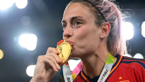 Alexia Putellas, tras ganar el Mundial con España Alexia Putellas, tras ganar el Mundial con España