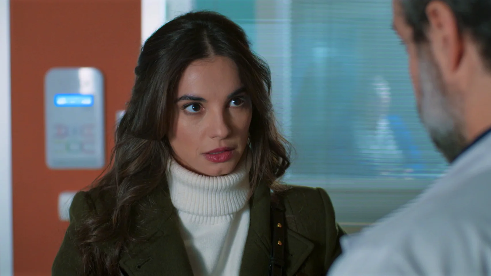 Esta noche en &lsquo;Violeta como el mar&rsquo;: Violeta le pide a su m&eacute;dico que le recete pastillas para frenar su sinestesia