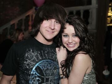 Mitchel Musso y Miley Cyrus en la época de 'Hannah Montana'