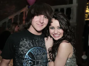 Mitchel Musso y Miley Cyrus en la época de 'Hannah Montana' Mitchel Musso y Miley Cyrus en la época de 'Hannah Montana'
