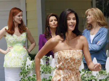 Eva Longoria, Teri Hatcher, Felicity Huffman y Marcia Cross en 'Mujeres desesperadas' Eva Longoria, Teri Hatcher, Felicity Huffman y Marcia Cross en 'Mujeres desesperadas'