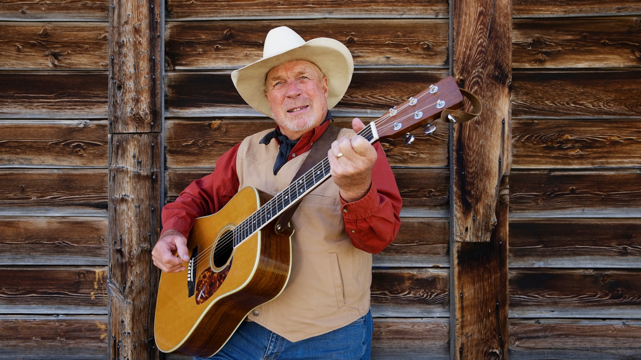 È morto Kenny Rogers, leggenda della musica country È morto Kenny Rogers, leggenda della musica country