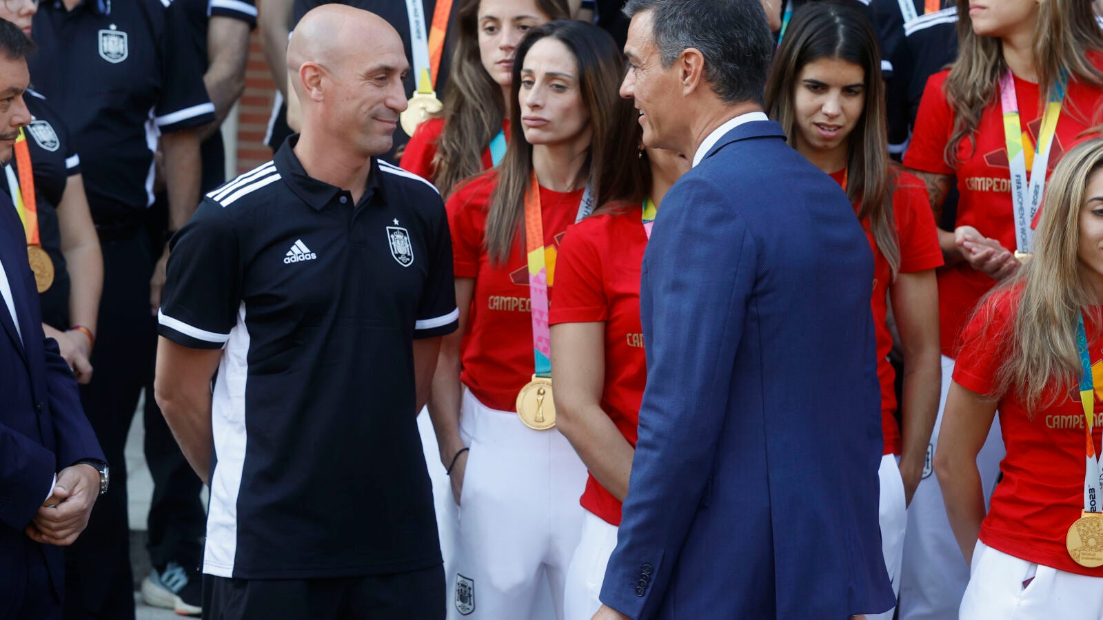 Pedro Sánchez niega que el caso Rubiales dañe la marca España y califica de 