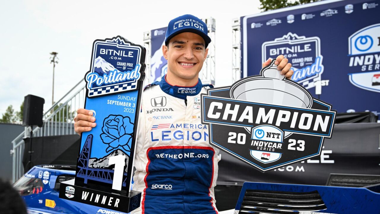 Álex Palou sigue haciendo historia proclamándose bicampeón de la IndyCar