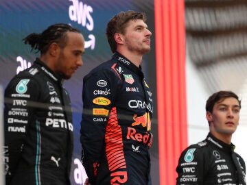 Verstappen y Hamilton en el podio 