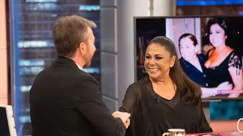 Isabel Pantoja se emociona en 'El Hormiguero': "Lo he hecho por mi madre" Isabel Pantoja se emociona en 'El Hormiguero': "Lo he hecho por mi madre"