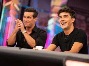 Mario Casas revela cómo ha sido dirigir a su hermano Óscar en las escenas íntimas: "Esto va a ser fuerte, tío" Mario Casas revela cómo ha sido dirigir a su hermano Óscar en las escenas íntimas: "Esto va a ser fuerte, tío"