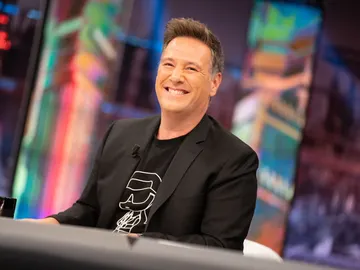 Carlos Latre y sus mil voces repasan la actualidad: desde Pedro Sánchez, hasta Puigdemont Carlos Latre y sus mil voces repasan la actualidad: desde Pedro Sánchez, hasta Puigdemont