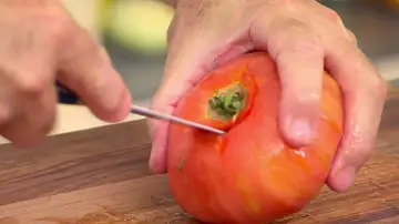 Pelamos los tomates