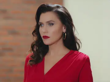 Ender intenta convencer a Yildiz de que vuelva con Halit, ¿qué decisión tomará la joven Yilmaz? Ender intenta convencer a Yildiz de que vuelva con Halit, ¿qué decisión tomará la joven Yilmaz?