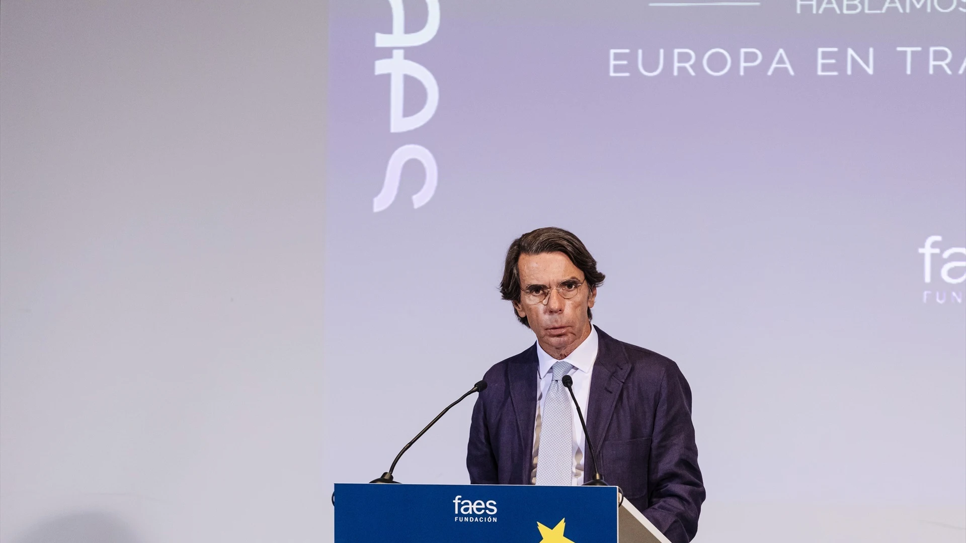 José María Aznar durante una conferencia José María Aznar durante una conferencia