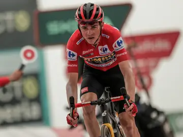 Sepp Kuss, tras coronar el Angliru Sepp Kuss, tras coronar el Angliru
