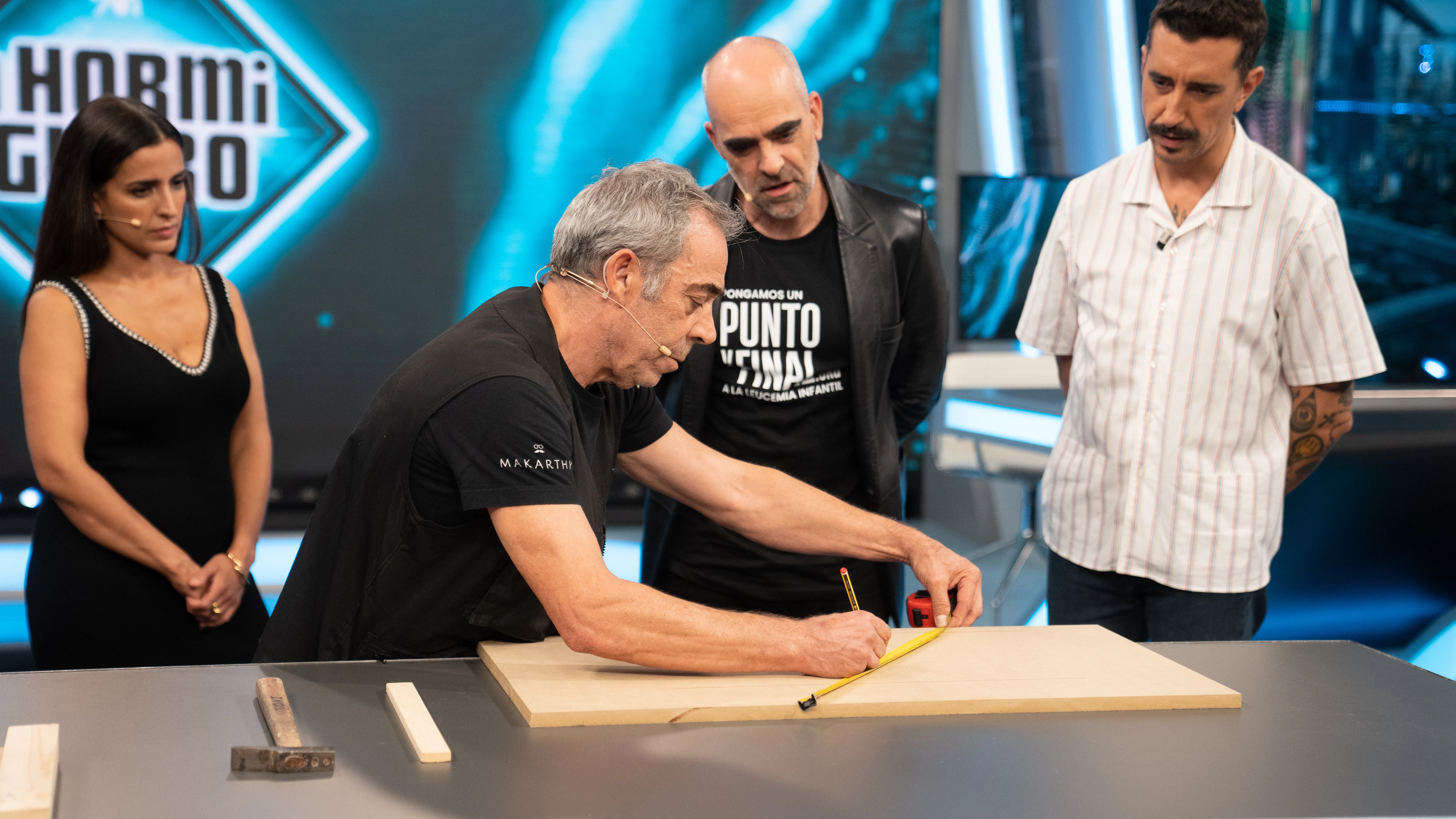 Bricolaje, juguetes dopados, y mucha ciencia: Marron deja boquiabiertos a Luis Tosar e Inma Cuesta Bricolaje, juguetes dopados, y mucha ciencia: Marron deja boquiabiertos a Luis Tosar e Inma Cuesta