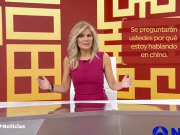 Sandra Golpe hablando en chino y árabe Sandra Golpe hablando en chino y árabe