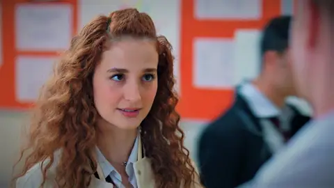 Berk y Leyla hacen un trato y deciden seguir adelante con la apuesta: ¿Conseguirán engañar a Sarp? Berk y Leyla hacen un trato y deciden seguir adelante con la apuesta: ¿Conseguirán engañar a Sarp?