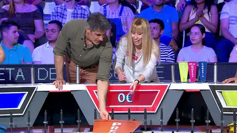 Jorge Fernández acude a ayudar a Mercedes: “¡Claro, con esas uñas…! Jorge Fernández acude a ayudar a Mercedes: “¡Claro, con esas uñas…!