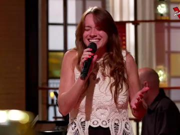 Nathalia en El Regreso Nathalia en El Regreso