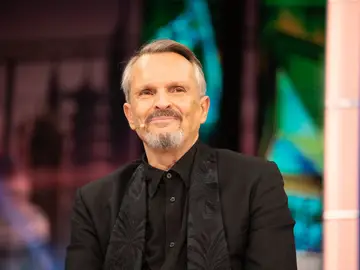 Miguel Bosé confiesa cómo ha cambiado su vida al ser papá: "Moriría por ellos" Miguel Bosé confiesa cómo ha cambiado su vida al ser papá: "Moriría por ellos"