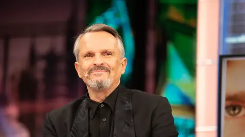 Miguel Bosé confiesa cómo ha cambiado su vida al ser papá: "Moriría por ellos"