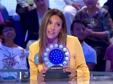 Ana Ruiz se pone “rebelde” para sorprender con la voz más dulce escuchada en La Pista Ana Ruiz se pone “rebelde” para sorprender con la voz más dulce escuchada en La Pista