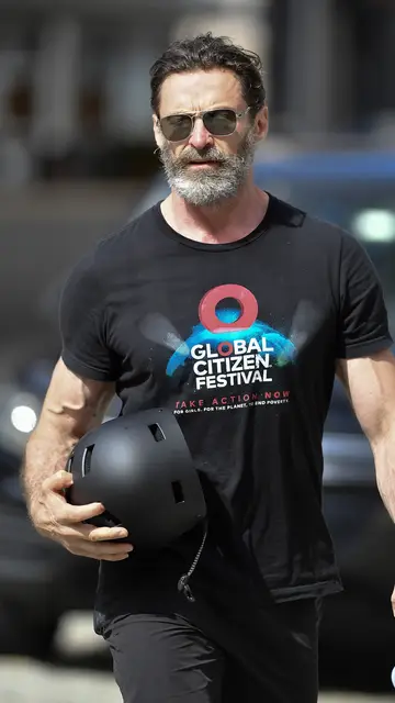 Hugh Jackman, fotografiado por primera vez tras separarse de Deborra- Lee Furness Hugh Jackman, fotografiado por primera vez tras separarse de Deborra- Lee Furness